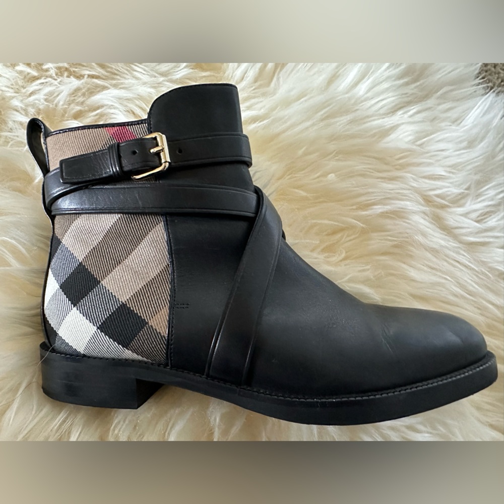 Burberry Ankle Boots House Check Classic